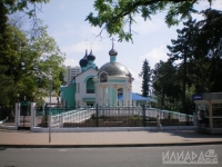 Свято-Троицкий храм в Адлере